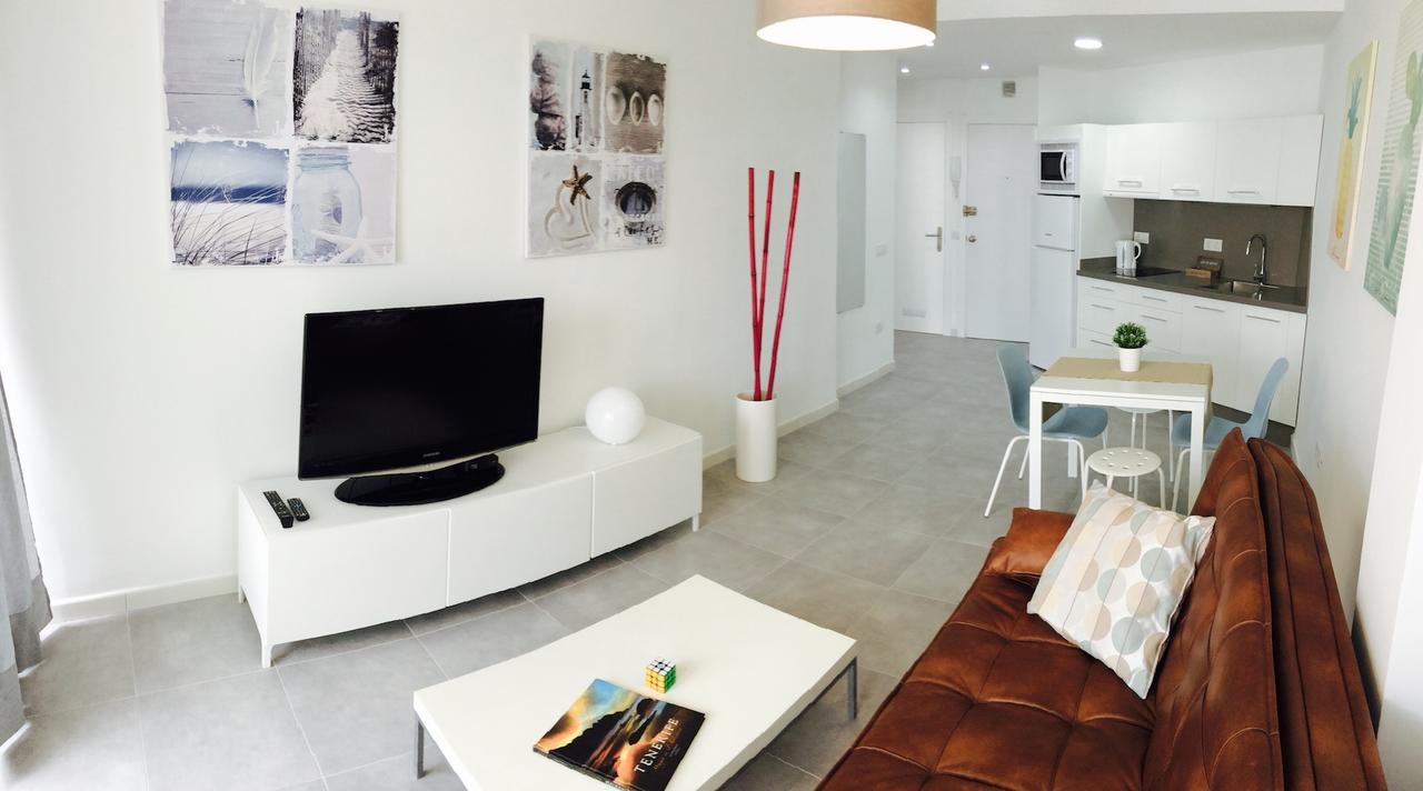 Apartment Carmen Sunrise, Los Cristianos ロスクリスティアーノス エクステリア 写真